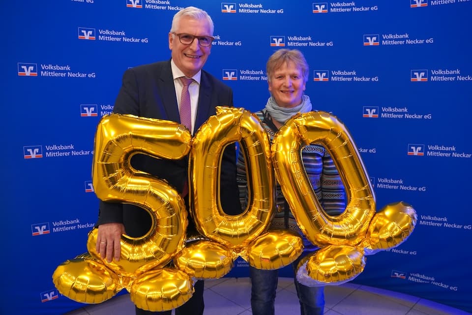 Volksbank Spendenübergabe durch Vorstandsmitglied Eberhard Gras